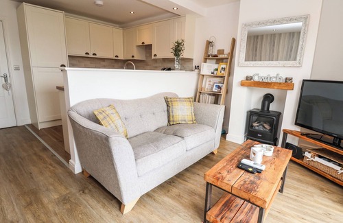 Prestatyn Cottage | 6 Cwrt Griffiths