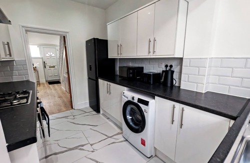 Seven Kings House | 6 en-suite Rooms all king beds