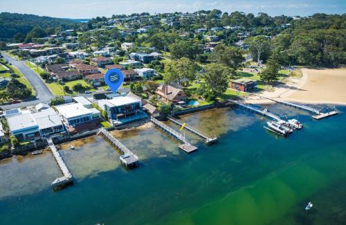 Merimbula House | 6 Main Street "SouthWind"