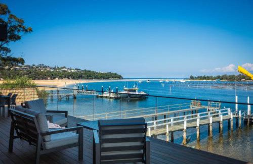 Merimbula House | 6 Main Street "SouthWind"