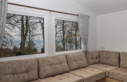 Bucks Cross House | 6 Manor Park