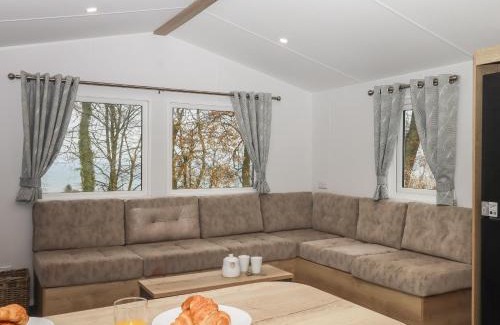 Bucks Cross House | 6 Manor Park