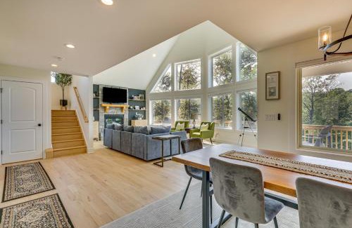 Front Royal House | 6 Mi to Appalachian Trail Modern Front Royal Gem!