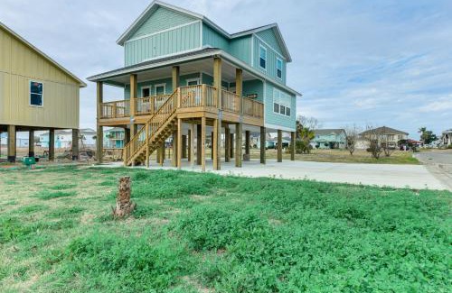 Rockport House | 6 Mi to Beach Modern Rockport Home!