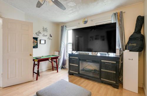 Medford Apartment | 6 Mi to Boston Common Apt in Medford!