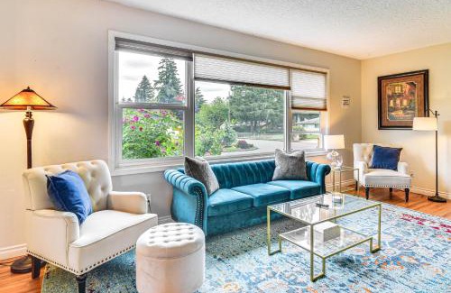 Hazel Dell House | 6 Mi to Downtown Vancouver Peaceful Home with Deck