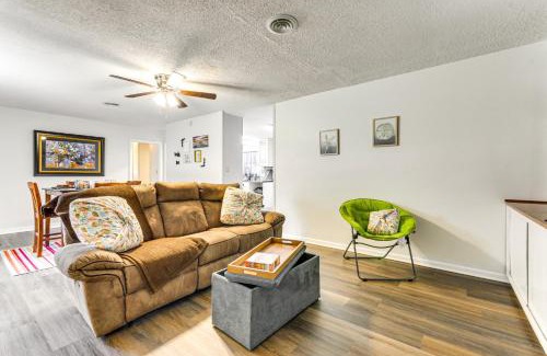 Northeast Pensacola House | 6 Mi to Dtwn Pensacola Family-Friendly Gem!