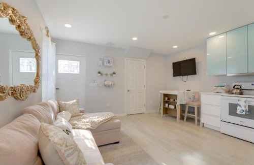 Sarasota Springs Apartment | 6 Mi to Dtwn Sarasota Apt with Patio and Fire Pit