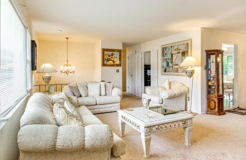 Parsippany House | 6 Mi to Frelinghuysen Arboretum Parsippany Home