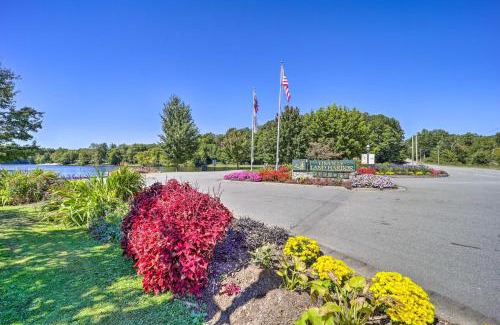 Newland House | 6 Mi to Grandfather Mtn Peaceful Getaway with Grill