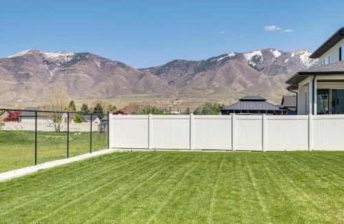 Erda House | 6 Mi to Great Salt Lake Mtn-View Retreat!