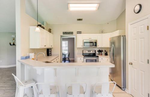 Navarre House | 6 Mi to Navarre Beach Dog-Friendly Home with Yard