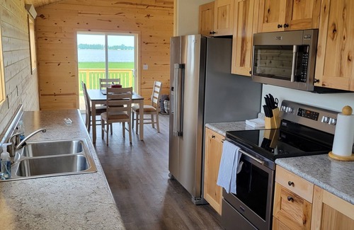 Devils Lake Cabin | 6 Mile Lodge