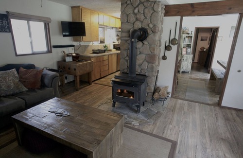 Marblemount Cottage | 6 miles to North Cascades NP on the Cascade River
