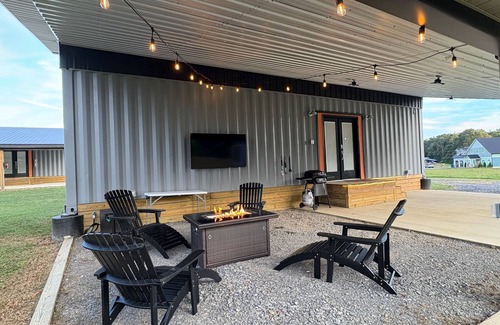 Arab Cabin | 6 Min to the Lake-Covered Boat Parking Unit 2