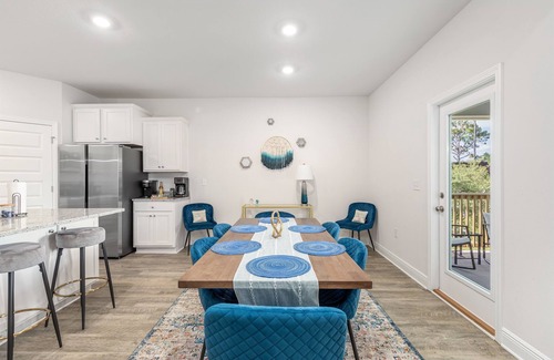 Port St. Joe House | 6 Min Walk to Beach – Pool ,Golf Cart, bikes & BBQ
