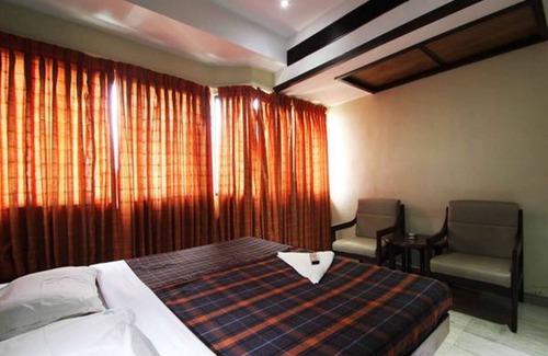 Madurai Main Hotel | 6 minute walk from Madurai Junction