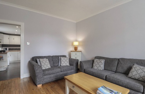 Hopeman Cottage | 6 NEW STREET, pet friendly, country holiday cottage in Hopeman