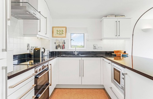 Kingsbridge Cottage | 6 Ocean's Edge