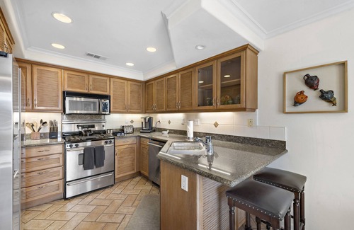 Laguna Beach Villa | 6 Ocean views, direct beach access Sunset Cove Laguna BCH (F)