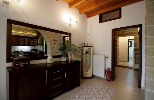 Pervolakia Villa | 6-people Villa - Private Pool - Mountain View