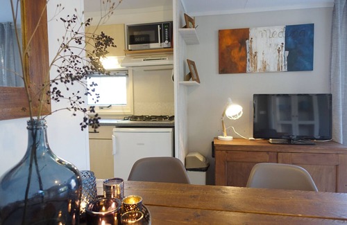 Raalte Ski Chalet | 6 Pers. chalet at 5-star family campsite Krieghuusbelten.