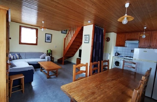 Saint-Jean-Saint-Nicolas Ski Chalet | 6-person chalet in the heart of Champsaur