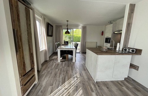 Scharendijke House | 6-person feel-good vacation home by the sea