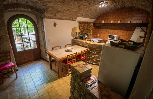 Gravieres House | 6-person gîte in the large building on the Garidels estate