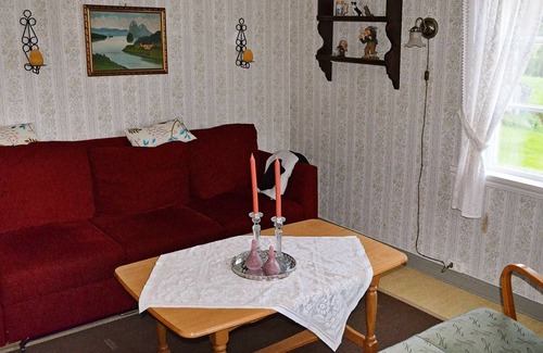 Kvfjord House | 6 person holiday home in Gullesfjord