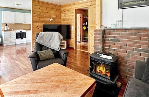 Sjernaoy House | 6 person holiday home in Gudvangen