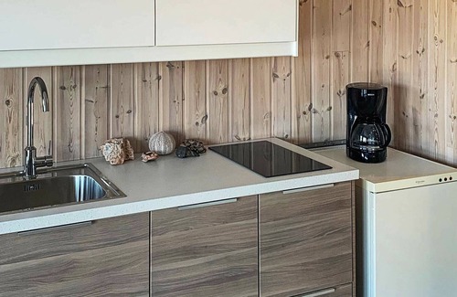 Bremnes House | 6 person holiday home in Urangsvåg