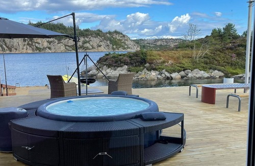Bomlo House | 6 person holiday home in Urangsvåg-By Traum