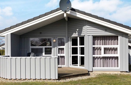 Lensterstrand House | 6 person holiday home in GROEMITZ