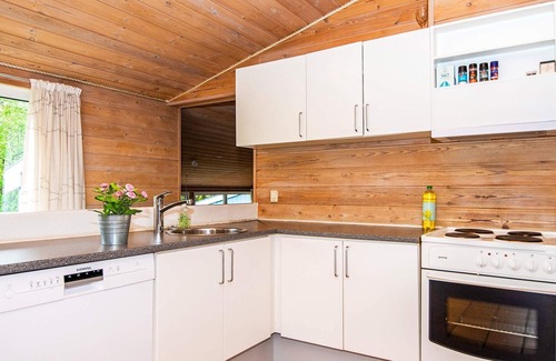 Skødshoved Strand House | 6 person holiday home in Knebel
