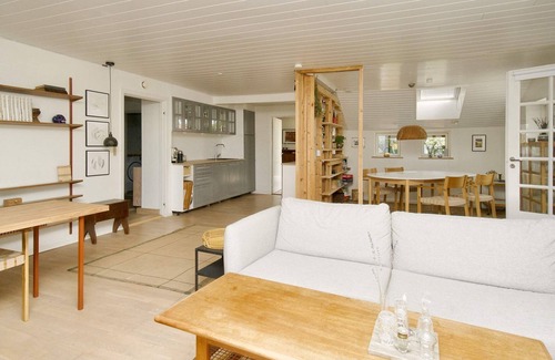 Frølunde Fed House | 6 person holiday home in Korsør