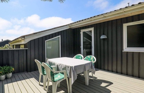 Grønhøj House | 6 person holiday home in Løkken