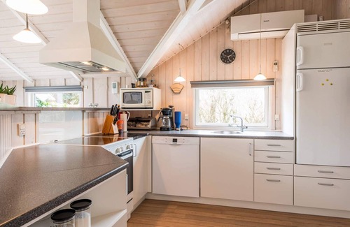 Jegum House | 6 person holiday home in Oksbøl