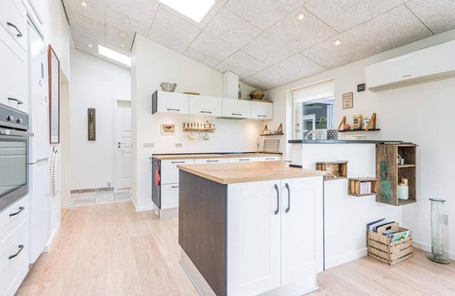 Jegum House | 6 person holiday home in Oksbøl