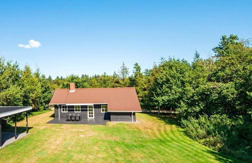Jegum House | 6 person holiday home in Oksbøl