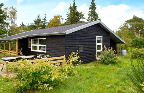 Ringkøbing-Skjern Municipality House | 6 person holiday home in Skjern