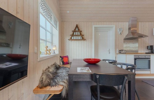 Hoyvik House | 6 person holiday home in HOYVIK