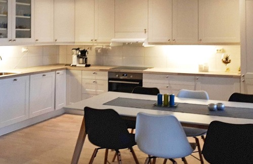 Farsund Apartment | 6 person holiday home in FARSUND