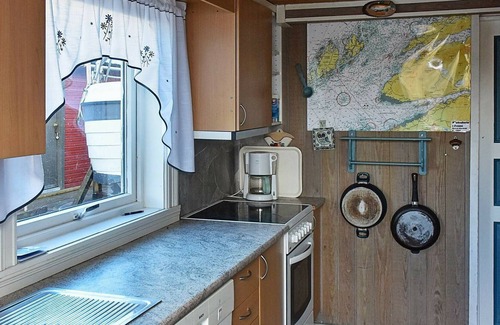 Oksvoll House | 6 person holiday home in Oksvoll