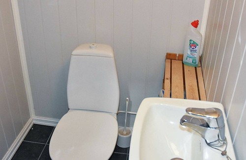 Oksvoll House | 6 person holiday home in Oksvoll