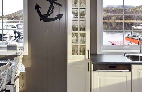 Oksvoll House | 6 person holiday home in Oksvoll