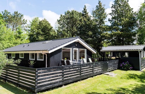 Henne House | 6 person holiday home in Henne