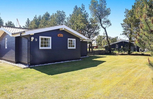 Nordost House | 6 person holiday home in Sæby