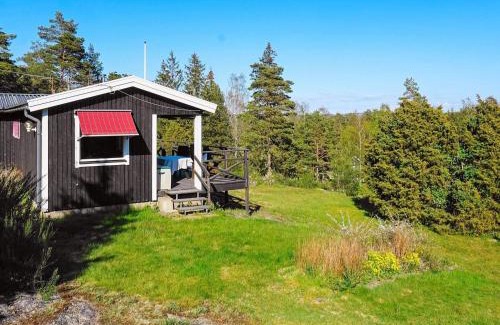 Orust O House | 6 person holiday home in HENÅN