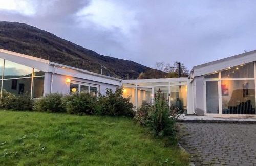 Inndyr House | 6 person holiday home in Inndyr